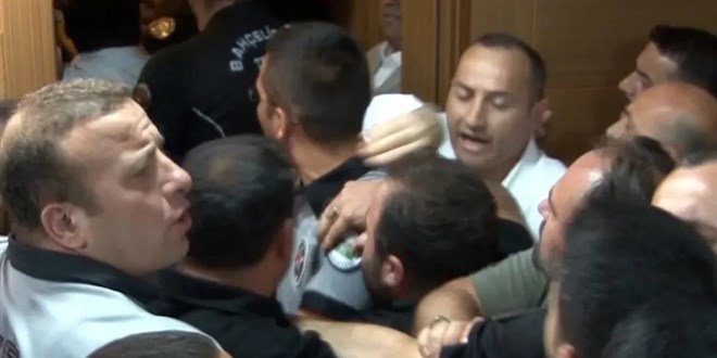 15 Temmuz'a 'Tiyatro' Diyen Meclis Üyelerine Soruşturma Başlatıldı