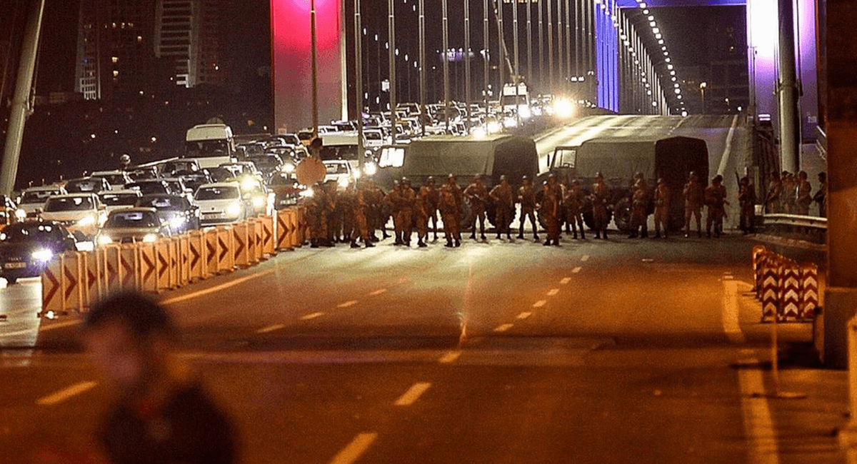 15 Temmuz'a 'Tiyatro' Diyen Meclis Üyelerine Soruşturma Başlatıldı