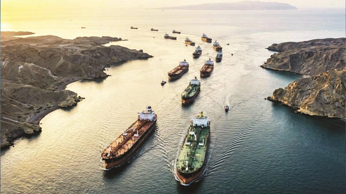 ABD-İran Gerilimi: Petrol Tankerleri Hedefte, Fiyatlar Yükseliyor