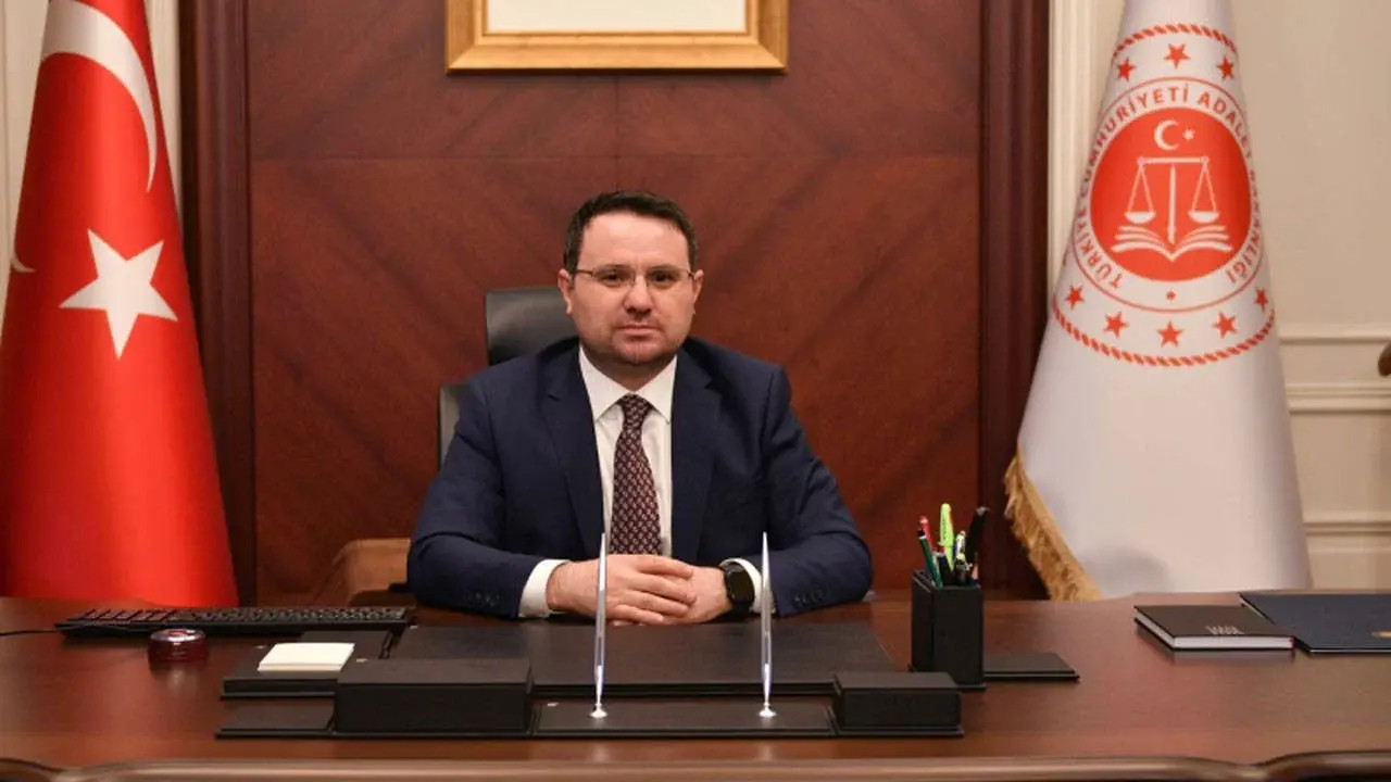 Adalet Bakanı Gürlek'ten İmamoğlu'na Net Mesaj: 'Mahkemeler Siyaset Arenası Değil'