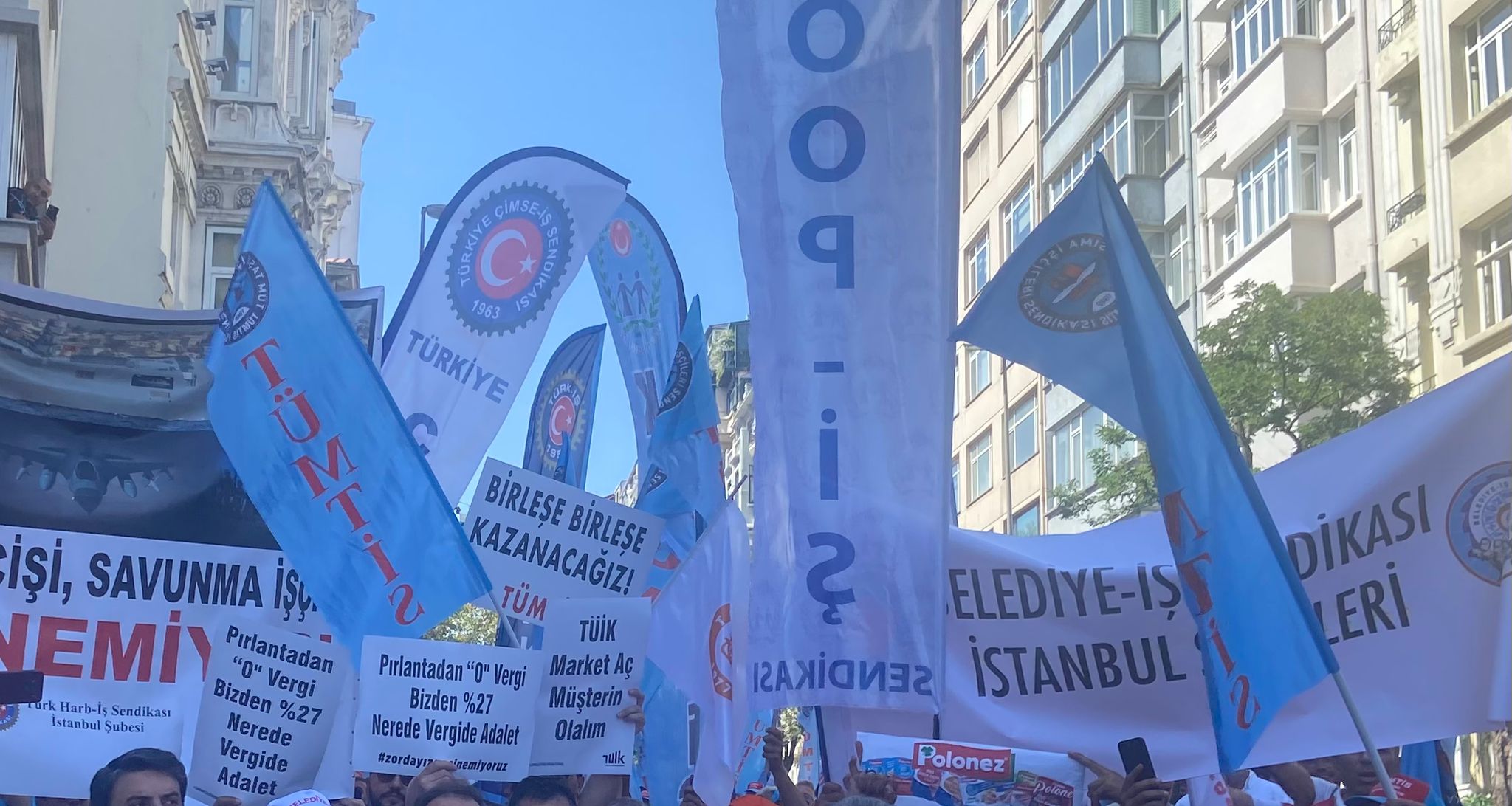 Adaletsizliğe Karşı Meclis'te ve Meydanlarda Yükselen İsyan