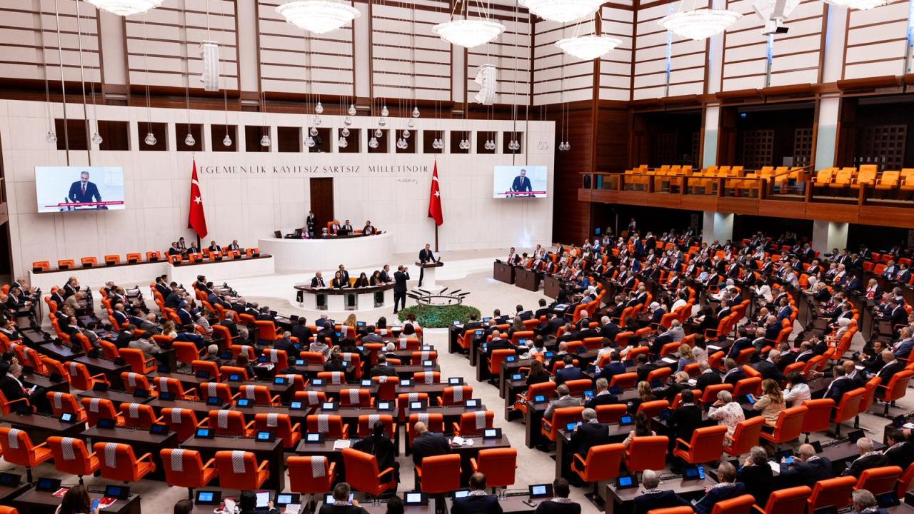 AK Parti'den Kapsamlı Vergi Düzenlemeleri Teklifi Meclis'te