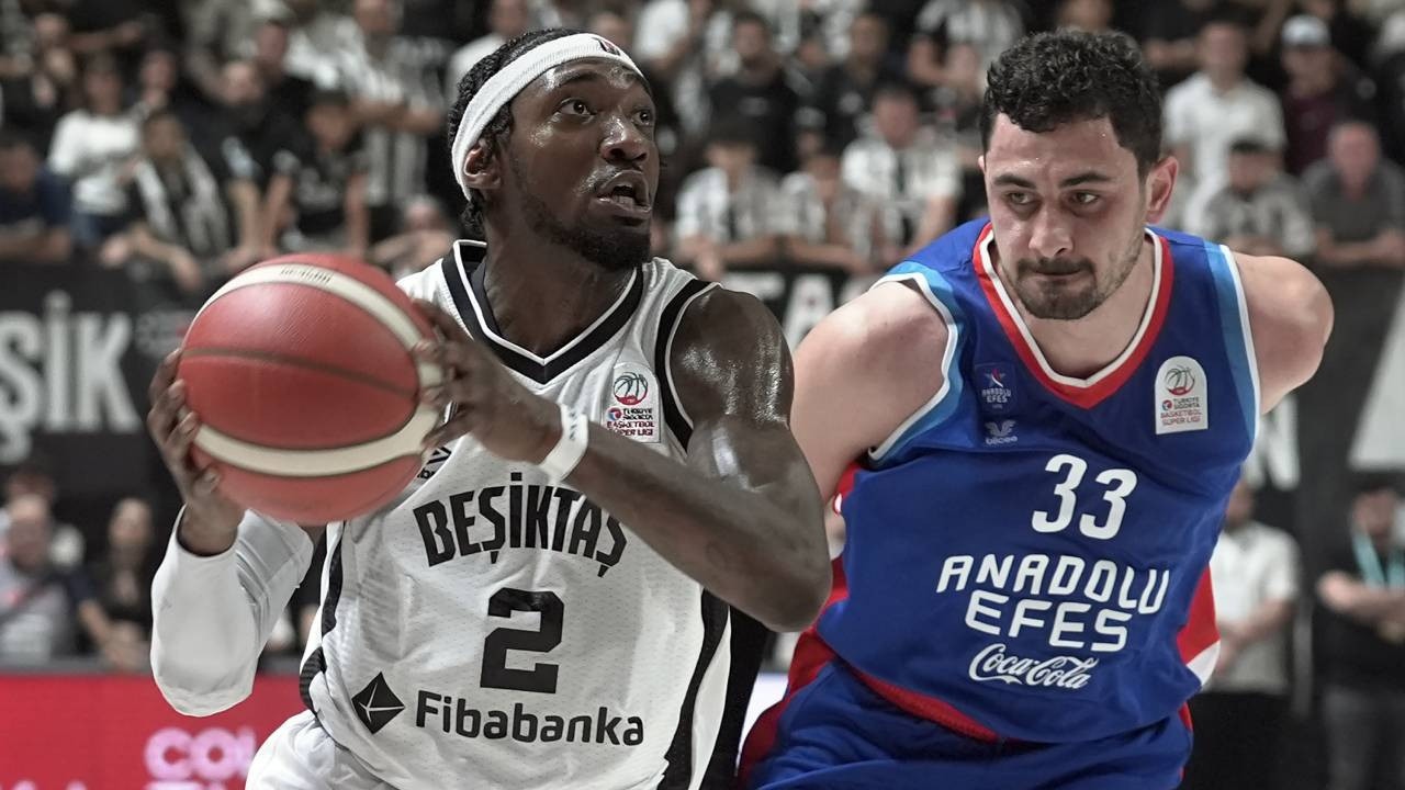 Anadolu Efes, Beşiktaş Derbisini 95-81 Skorla Kazandı