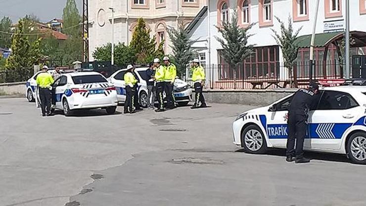 Ankara'da Uygulama Noktasına Silahlı Saldırı: 1 Polis Şehit Oldu