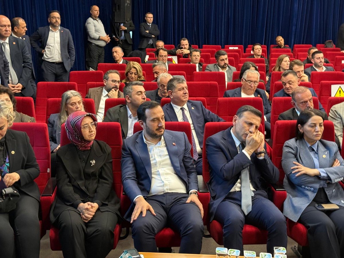 Ataşehir Belediyesi'nde Başkan Vekili Seçimi Tamamlandı: Serdar Orhan Göreve Geldi