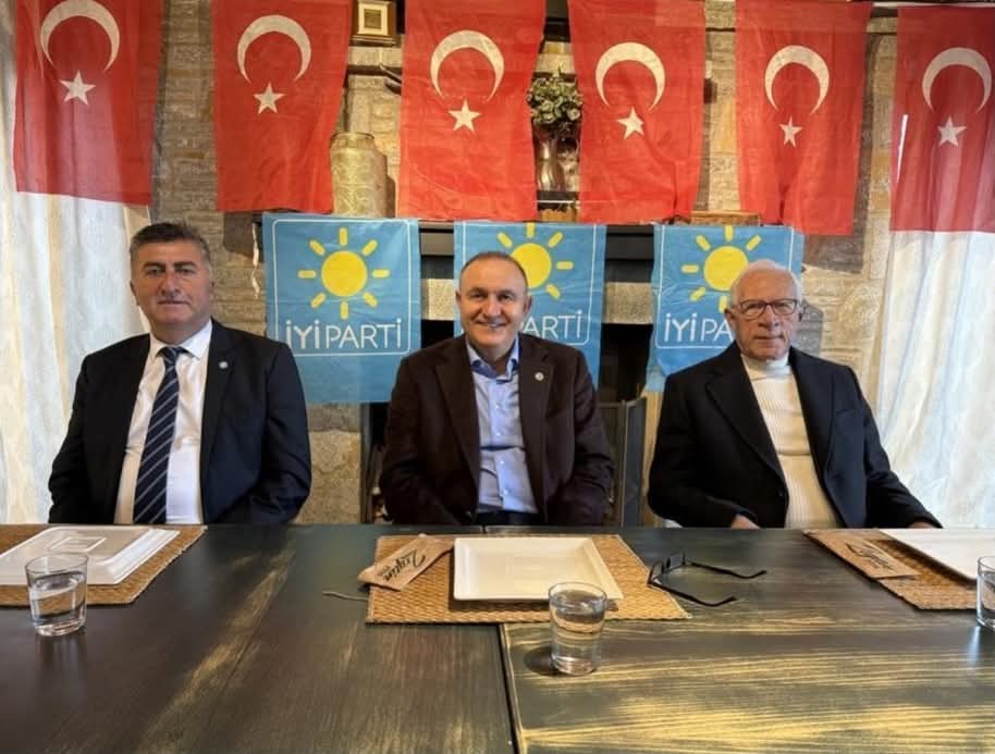Aydın Milletvekili Ömer Karakaş İYİ Parti'den İstifa Etti