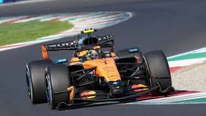 Bahreyn Grand Prix'si Ertelendi: F1 Yarışı Malezya'da Yağmura Takıldı