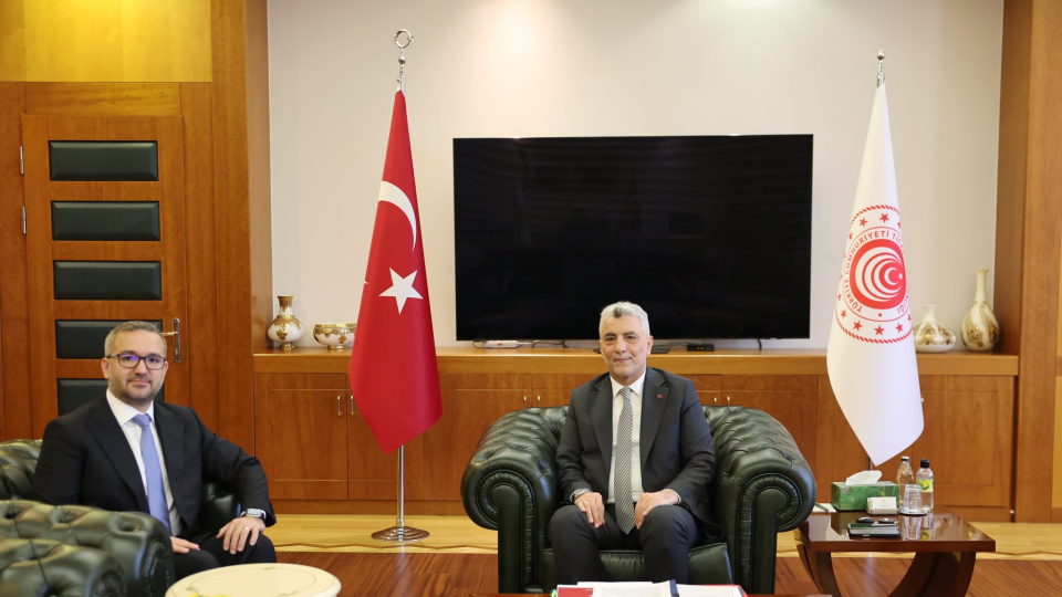 Bakan Bolat ve TCMB Başkanı Karahan'dan Kritik Dış Ticaret Zirvesi