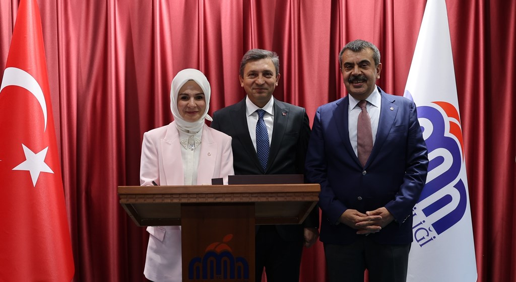Bakan Göktaş, Kuzey Makedonya'da Sosyal Hizmetler İş Birliği İmzaladı