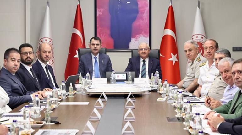 Bakan Güler'den Donanma Komutanlığı'na Önemli İnceleme Ziyareti