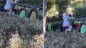 Bakırköy'de Parkta Uygunsuz Davranışlara Polis Müdahalesi: 2 Gözaltı