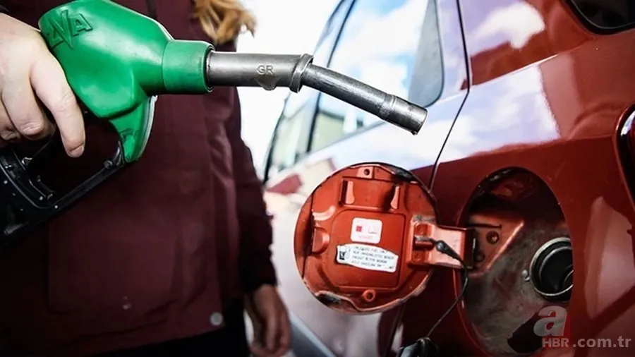 Benzine Büyük İndirim Yolda: Pompaya Yansıyacak mı?