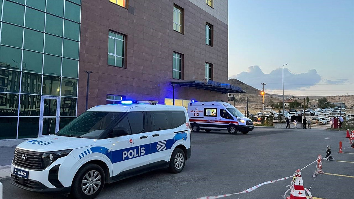 Berlin Kreuzberg'de Silahlı Saldırı: 22 Yaşındaki Genç Ağır Yaralandı