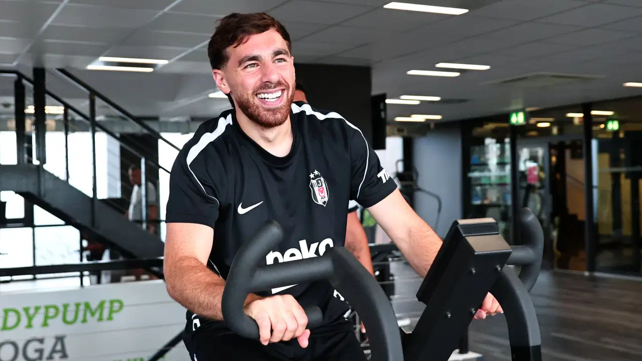Beşiktaş'ta Orkun Kökçü'den Büyük Feragat: Kampa Erken Katıldı