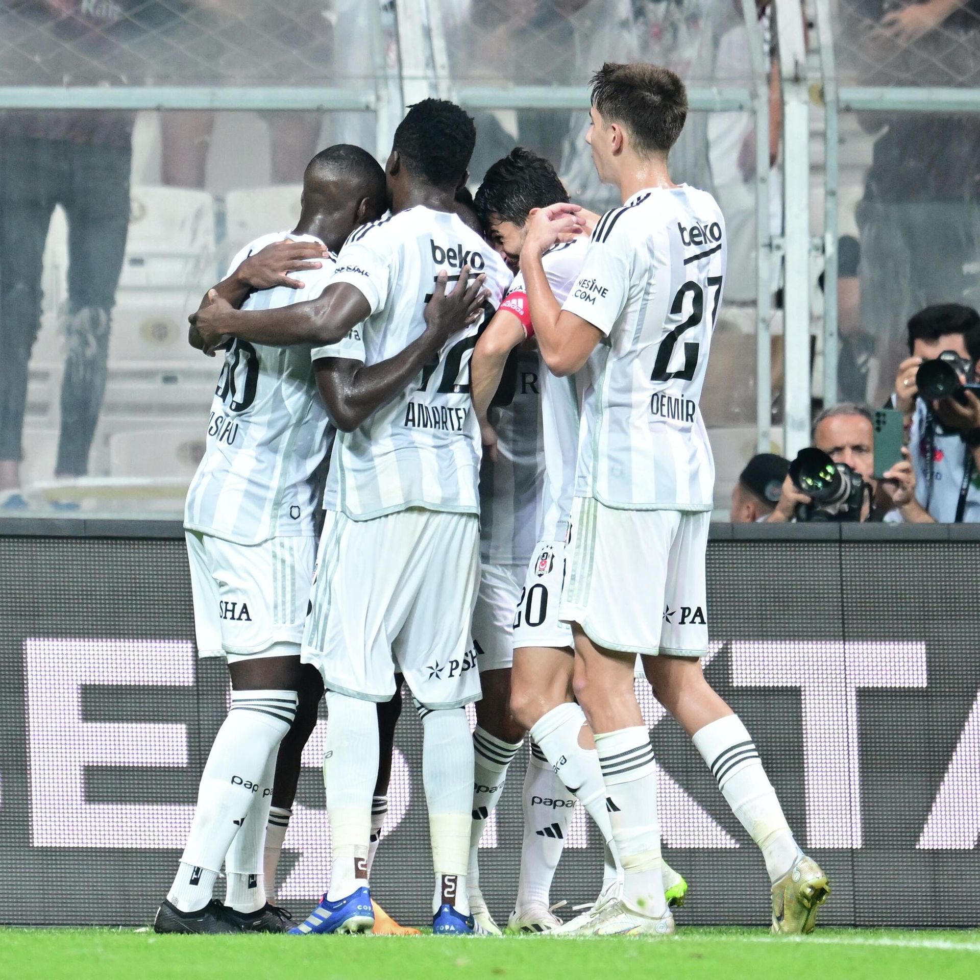 Beşiktaş UEFA Avrupa Ligi Play-off Turuna Yükseldi