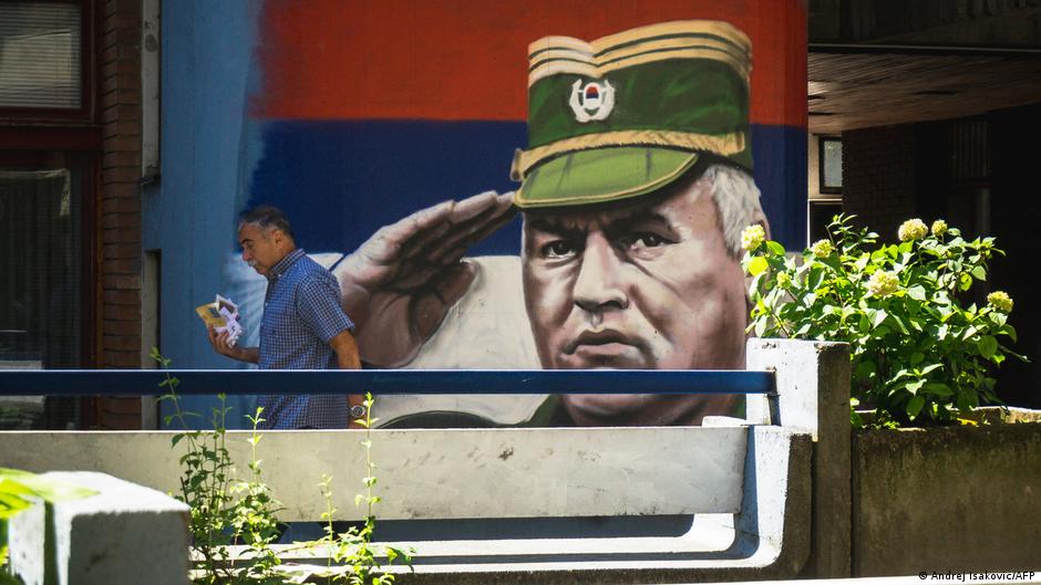Bosna Kasabı Mladiç'e Devlet Töreni AB'yi Kızdırdı