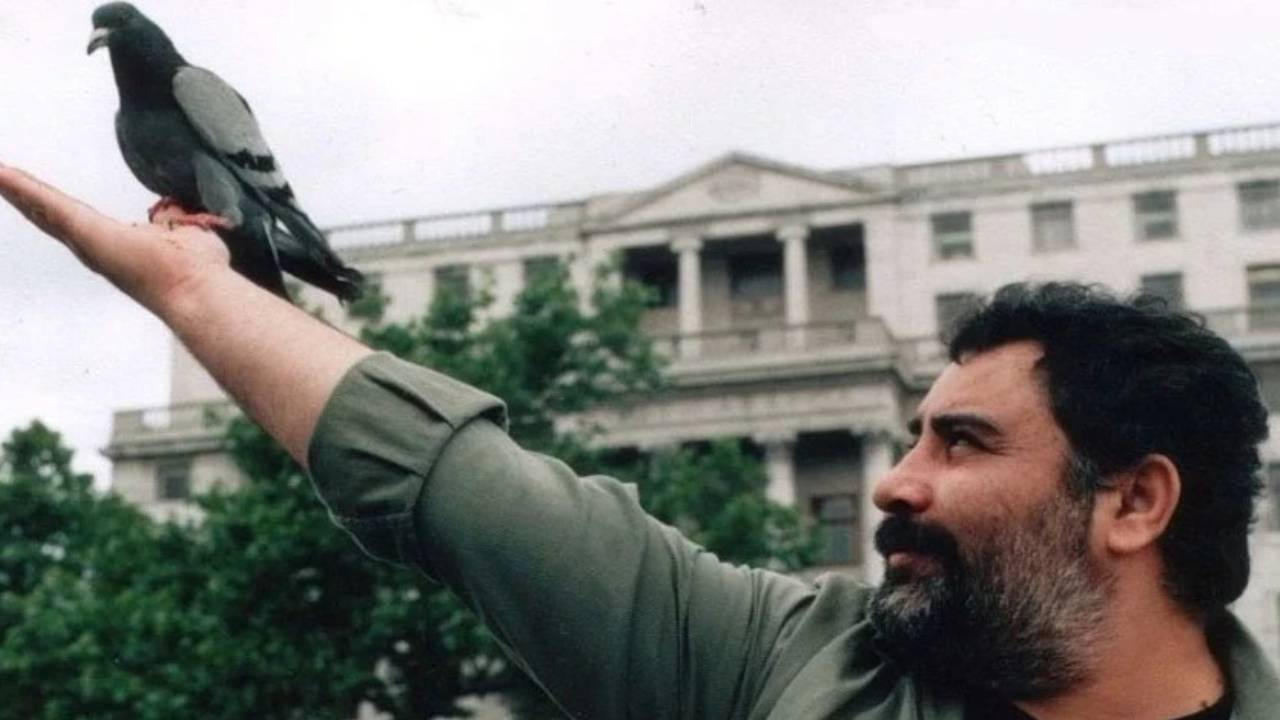 Bursa'da Ahmet Kaya Şarkısı Çalan Dükkana Irkçı Saldırı Şoku