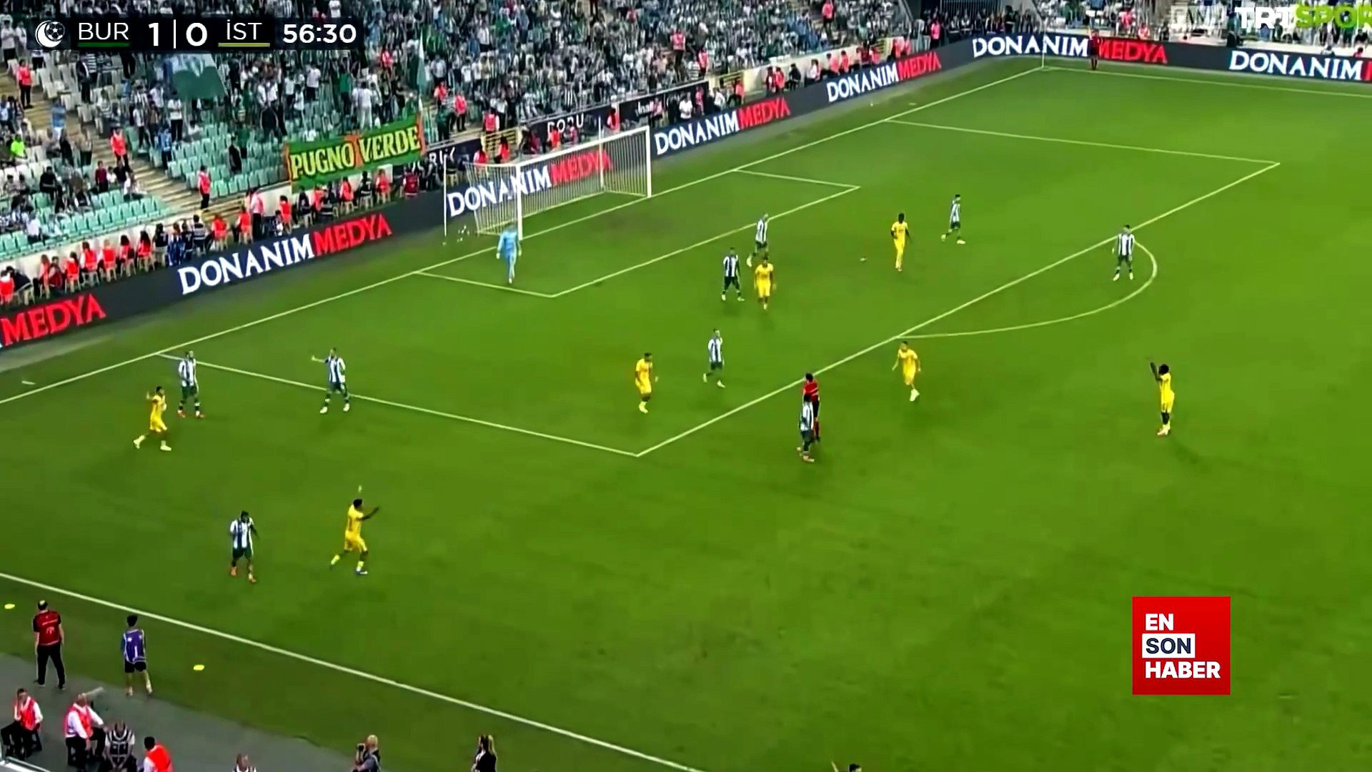 Bursaspor - İstanbulspor Maçında Taçtan Ofsayt Skandalı!