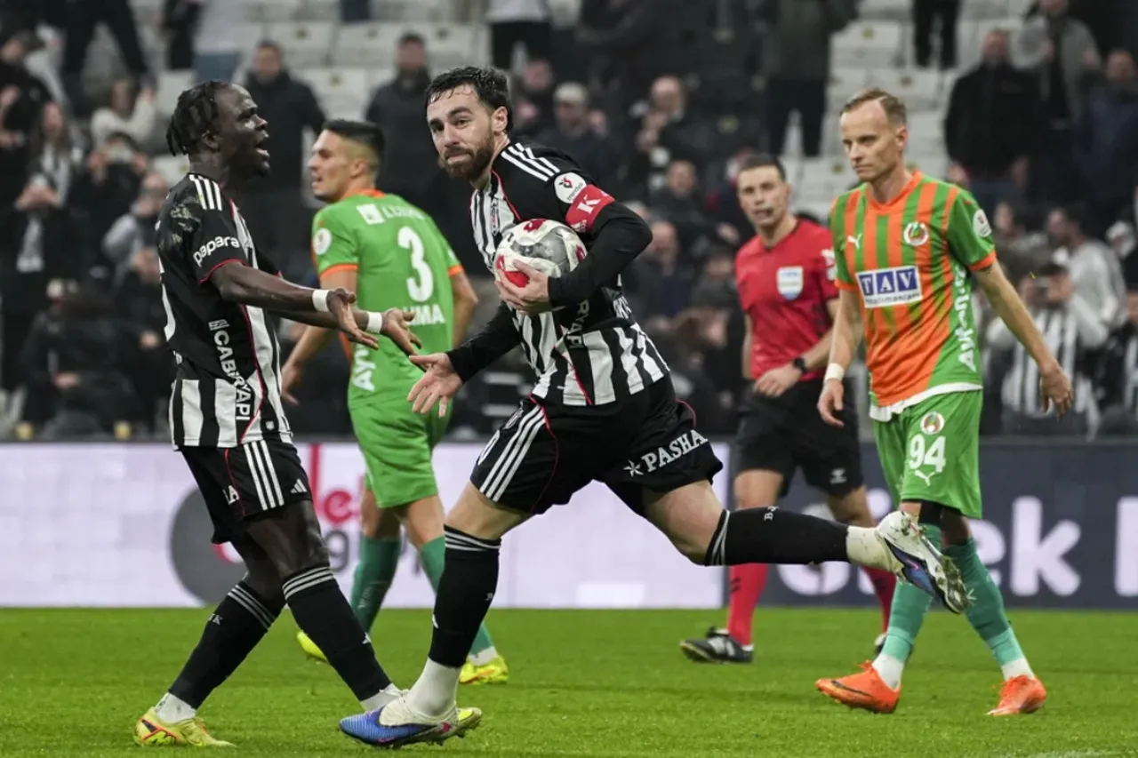 CANLI: Alanyaspor-Beşiktaş Maçı Bilgileri ve Takımların Form Durumu