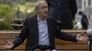 CHP'de İstifa Depremi: 43 Yıllık Üye ve 15 Meclis Üyesi Ayrıldı