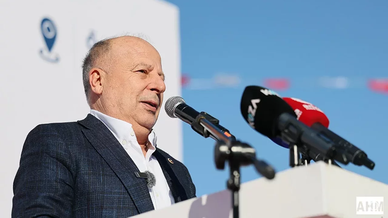 CHP Kocaeli'de İhraçlar: Uzun ve Demiröz Partiden Uzaklaştırıldı