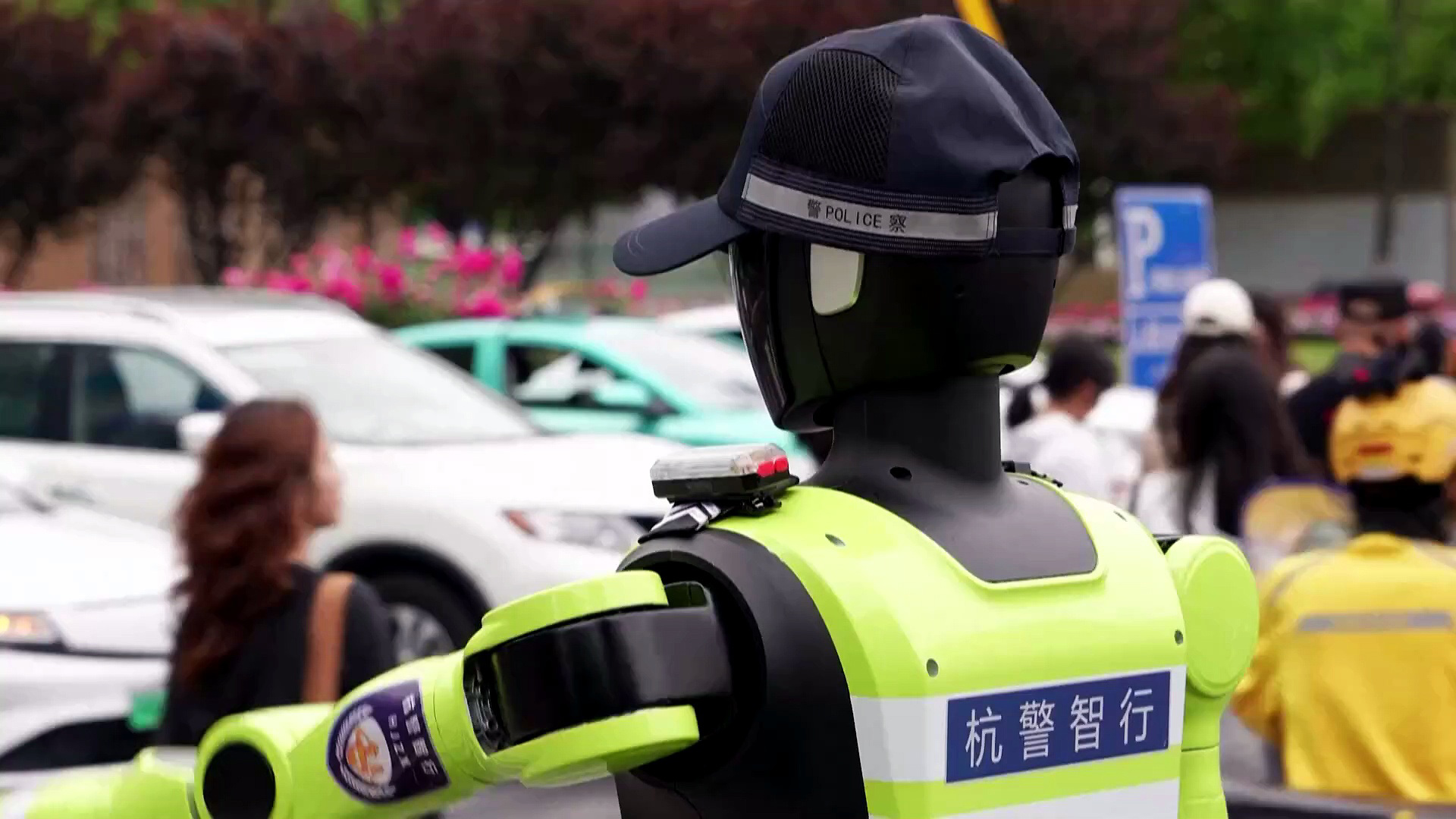 Çin, insansı robotları savaş sahasına hazırlıyor: 2025'te hızlanma