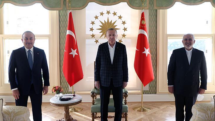 Cumhurbaşkanı Erdoğan, Üsküdar Çengelköy'de Esnafla Buluştu