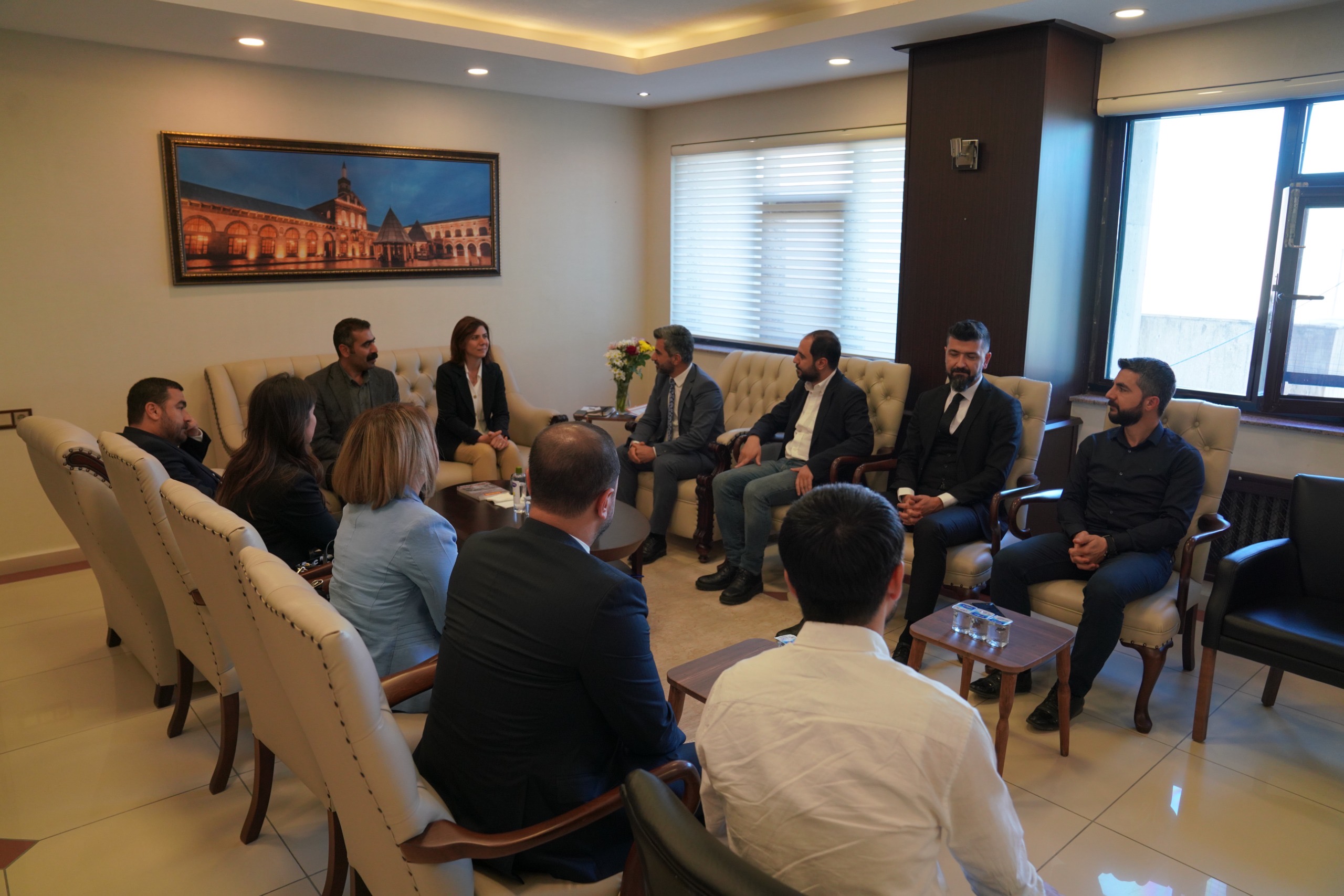 Diyarbakır Büyükşehir Belediye Eş Başkanı Doğan Hatun İstifa Etti