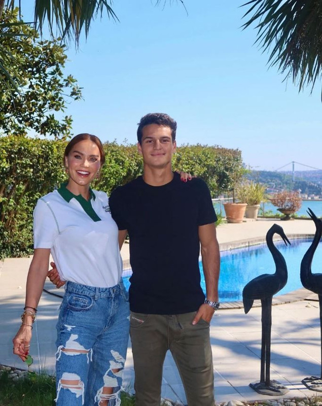 Ebru Şallı'nın Yürek Yakan Evlat Özlemi: 6 Yıl Sonra Bile Dinmeyen Acı