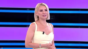 Esra Erol Sunumuyla Var Mısın Yok Musun Yeni Bölümü ATV'de!
