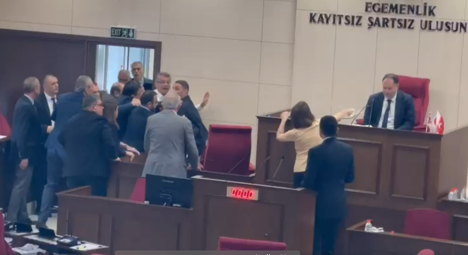 Fatma Şahin, KKTC Meclisi'nde Öztürkler Tarafından Kabul Edildi