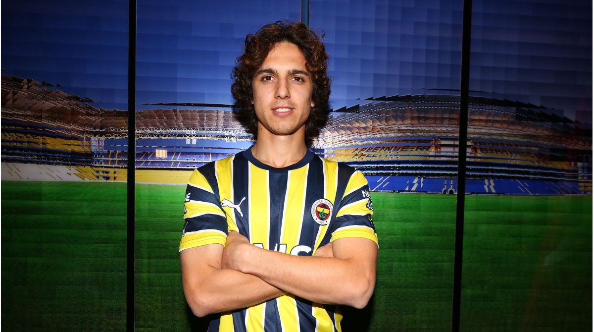 Fenerbahçe'den Alanyaspor'a Emre Demir Transferi Resmileşti