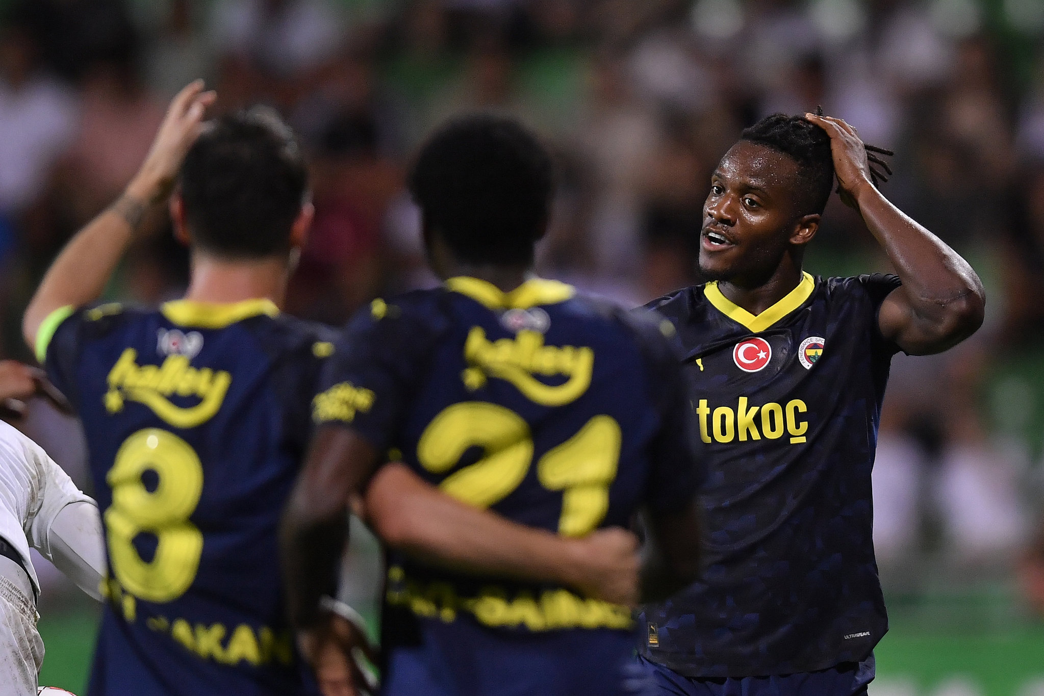 Fenerbahçe Konyaspor'u Geçti, Gözler Lyon Maçına Çevrildi