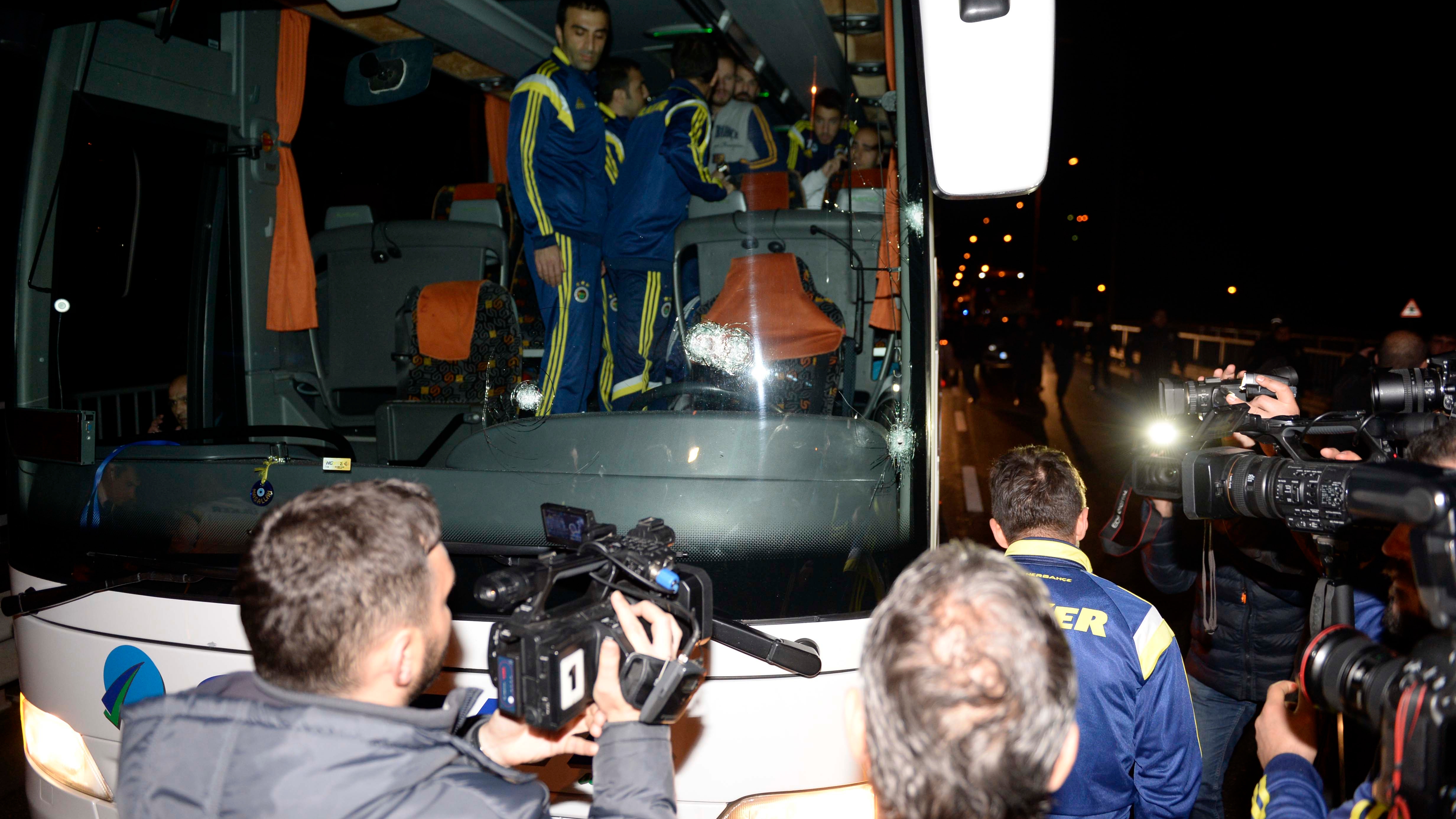 Fenerbahçe Otobüsüne Saldırı Soruşturmasında Kritik Gelişme: 1 Tutuklama