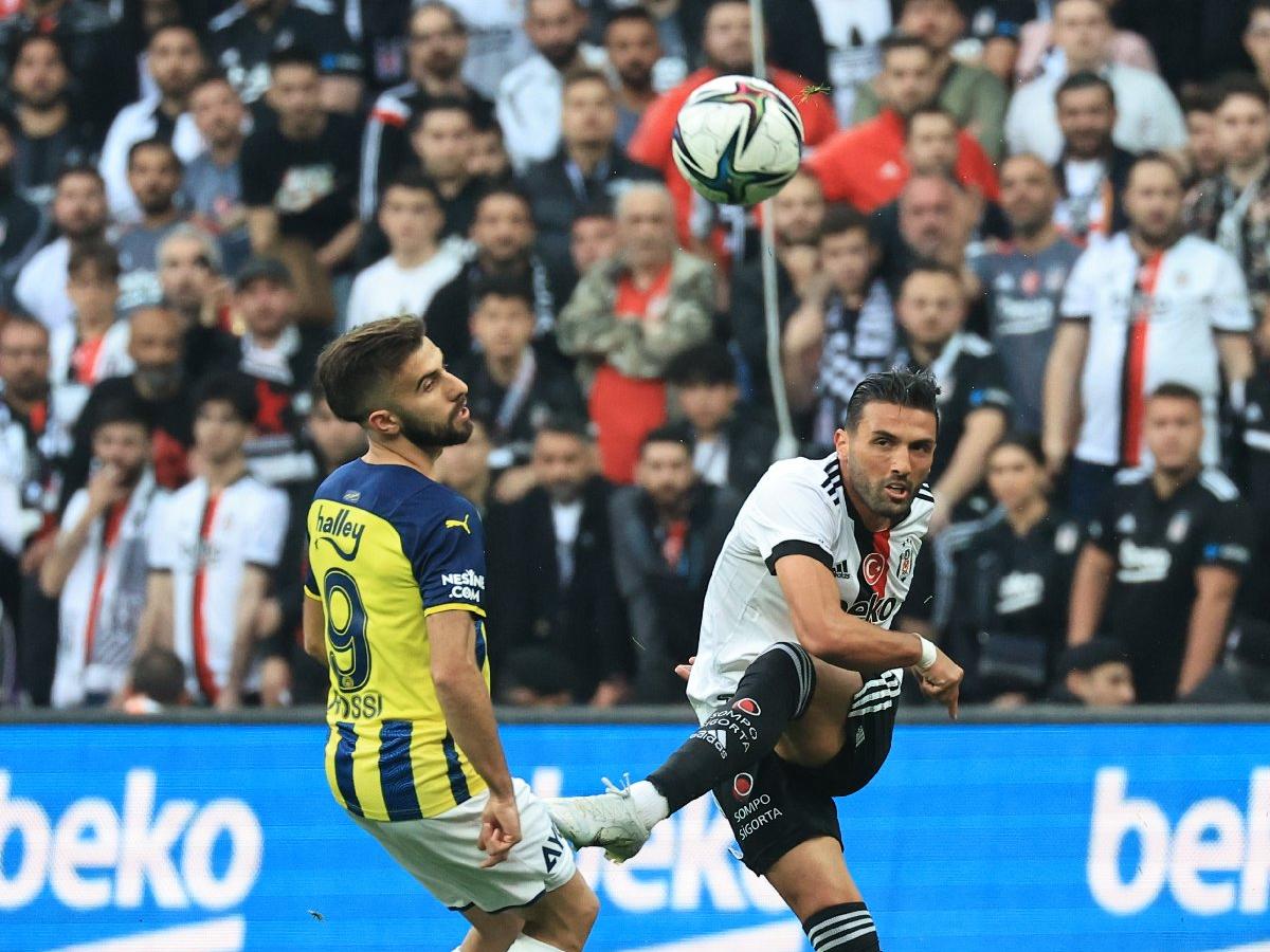 Fenerbahçe ve Beşiktaş'a Derbi Cezası Şoku: Yıldızlar 5 Maç Men Edilebilir!