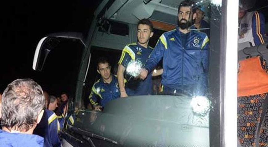 Fenerbahçe'ye Saldırı Soruşturmasında Kritik Gelişme: 5 Şüpheli Gözaltında