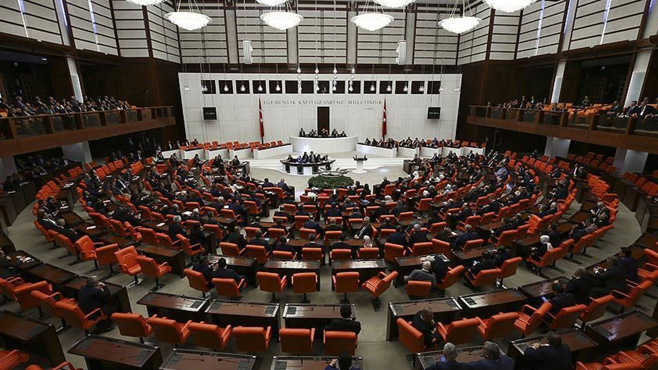 Fon Düzenlemesi Meclis'te: AK Parti'den Yatırımcılara 1 Milyon TL'lik Teklif