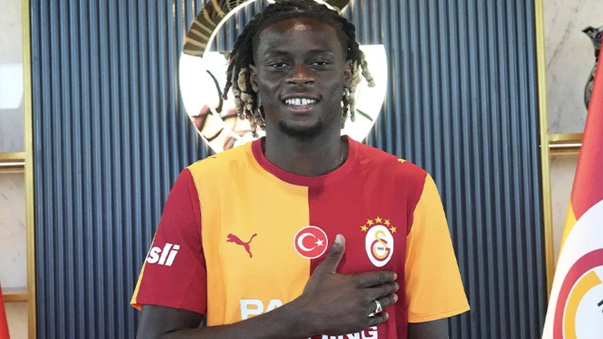 Galatasaray'da Lesley Ugochukwu Ayrılığı Yakınlaşıyor