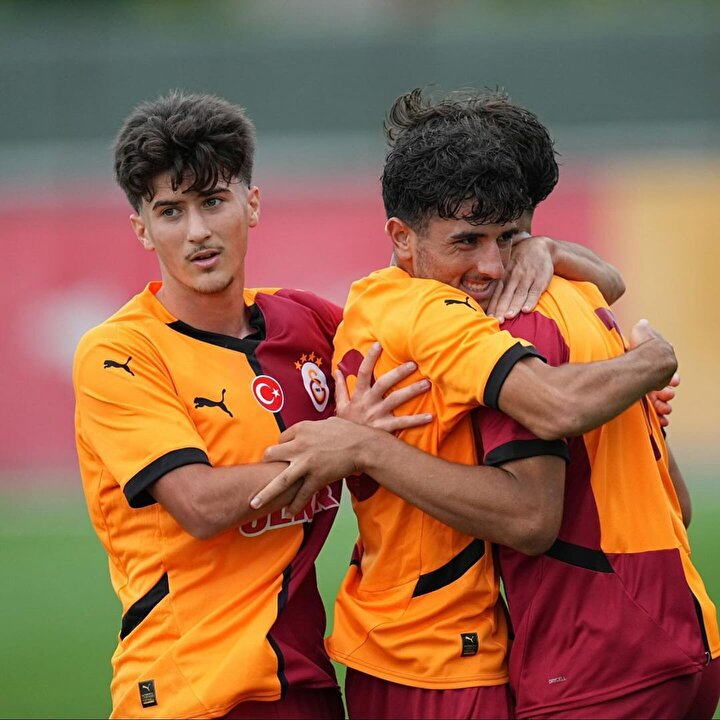 Galatasaray, Genç Yetenek Deniz Gül'ü Kadrosuna Kattı: İşte Mali Detaylar