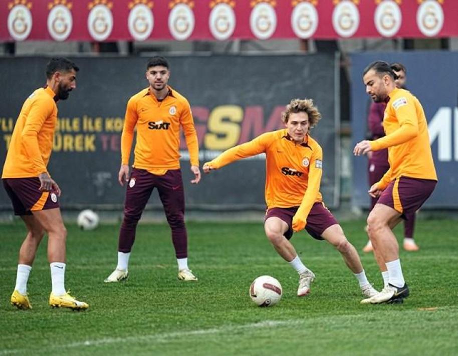 Galatasaray, Kasımpaşa Maçı Hazırlıklarını Tamamladı: Okan Buruk Cezalı