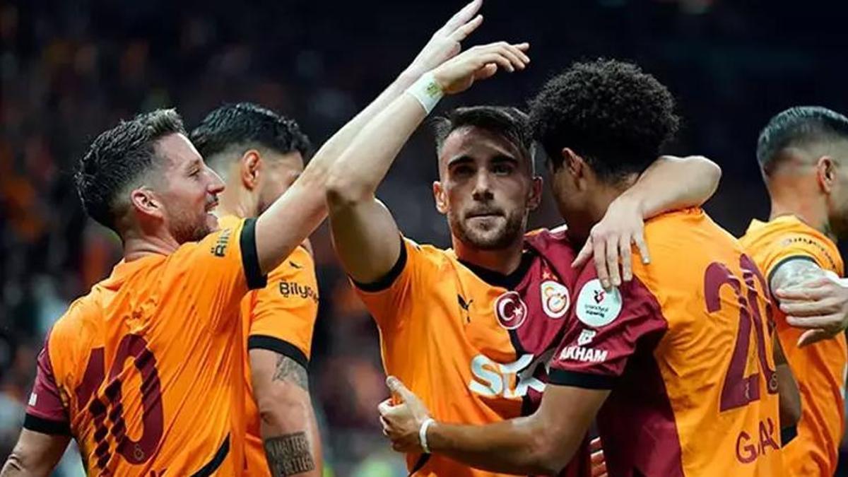 Galatasaray Venezia Hazırlık Maçı İçin Sahaya Çıkıyor