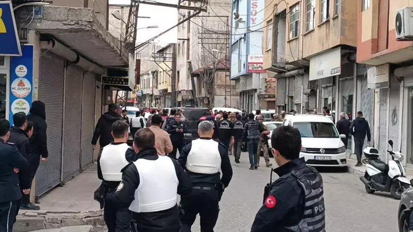 Gaziantep'te Korkunç Saldırı: Eşini Öldürüp Sokakta 4 Kişiyi Yaraladı