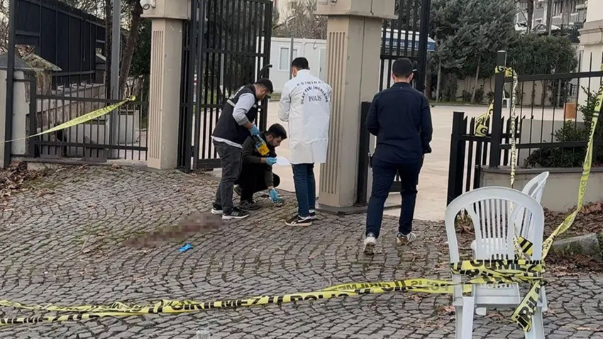 Gaziosmanpaşa'da Silahlı Saldırı: Kadını Vuran Fail İş Yerine Kapandı