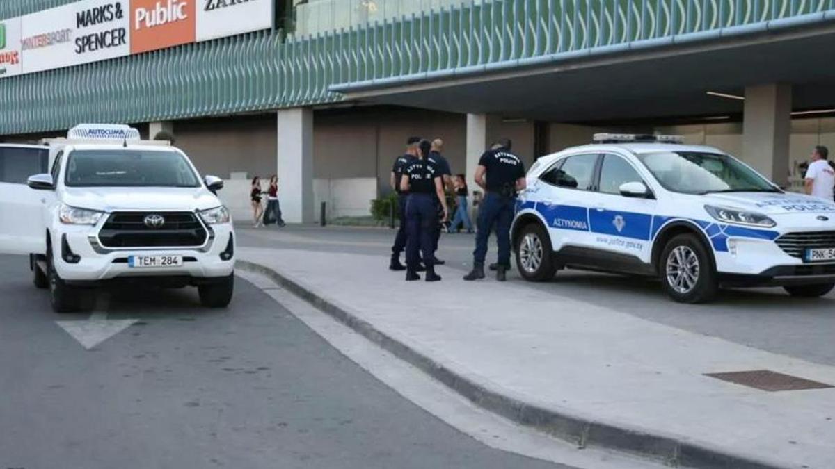 Güney Lefkoşa'da Bomba Tehdidi: AVM ve KEMA Tahliye Edildi