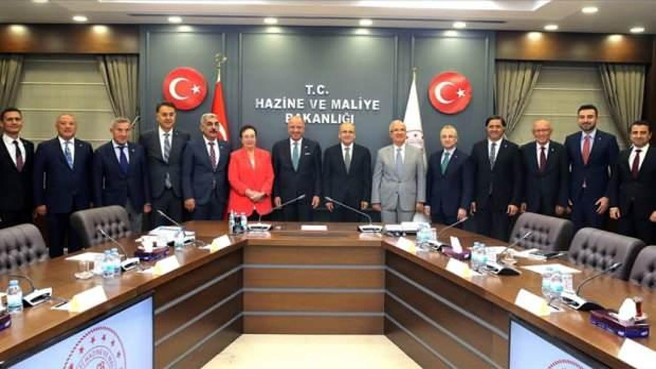 Hazine ve Maliye Bakanı Şimşek'ten Rize'ye Kapsamlı Ziyaret