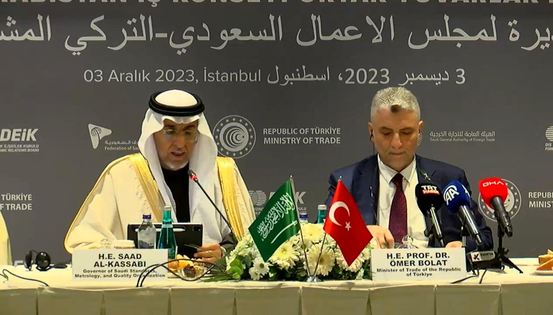Husiler, Suudi Arabistan'daki Kritik Tesisleri Hedef Aldı