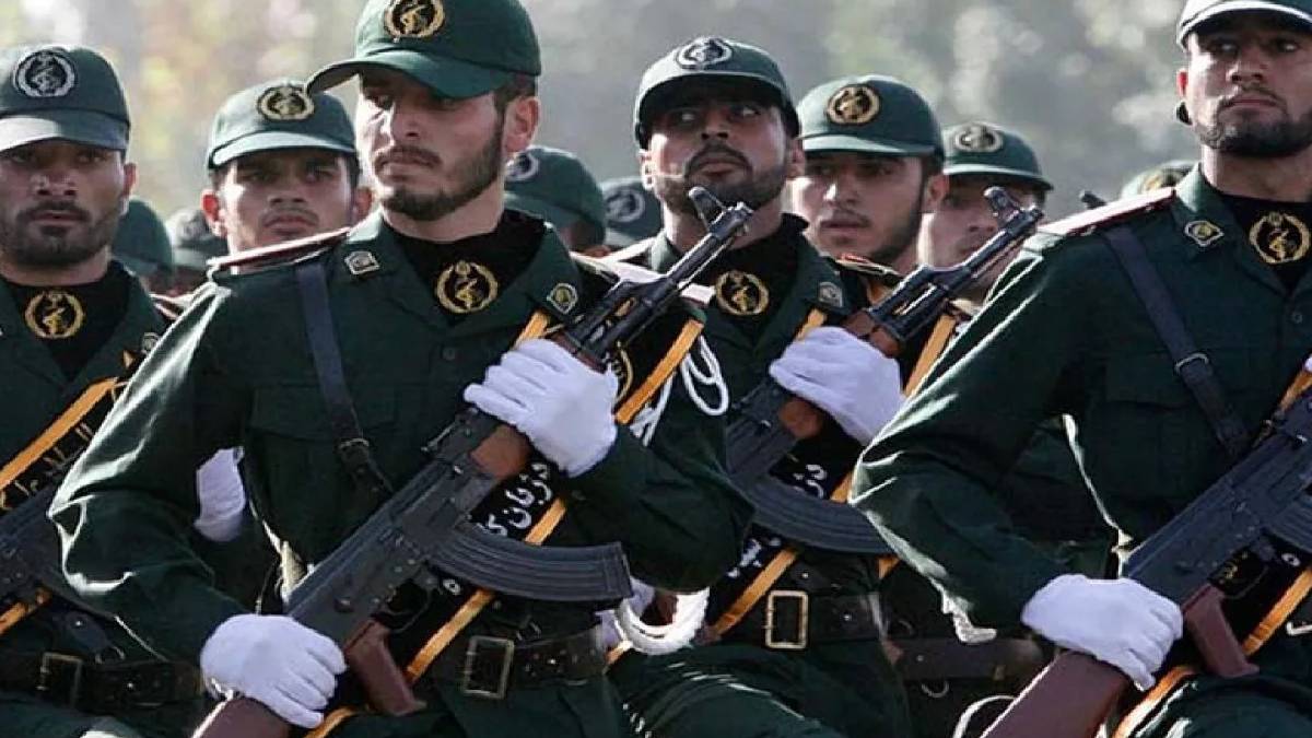 İran Devrim Muhafızları'ndan ABD'ye Sert Uyarı: Saldırı İhtimali Var