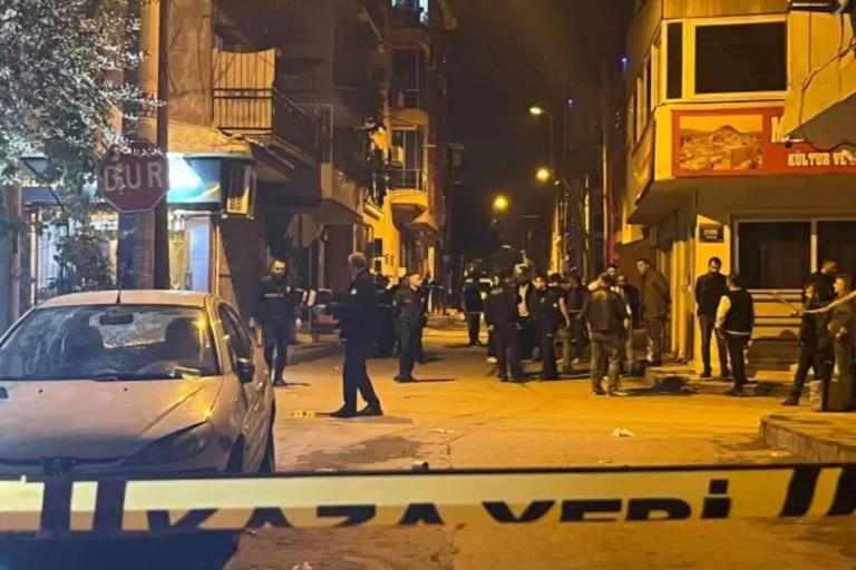Kağıthane’de Eski Sevgili Dehşeti: Silahlı Saldırıda 2 Kişi Ağır Yaralandı