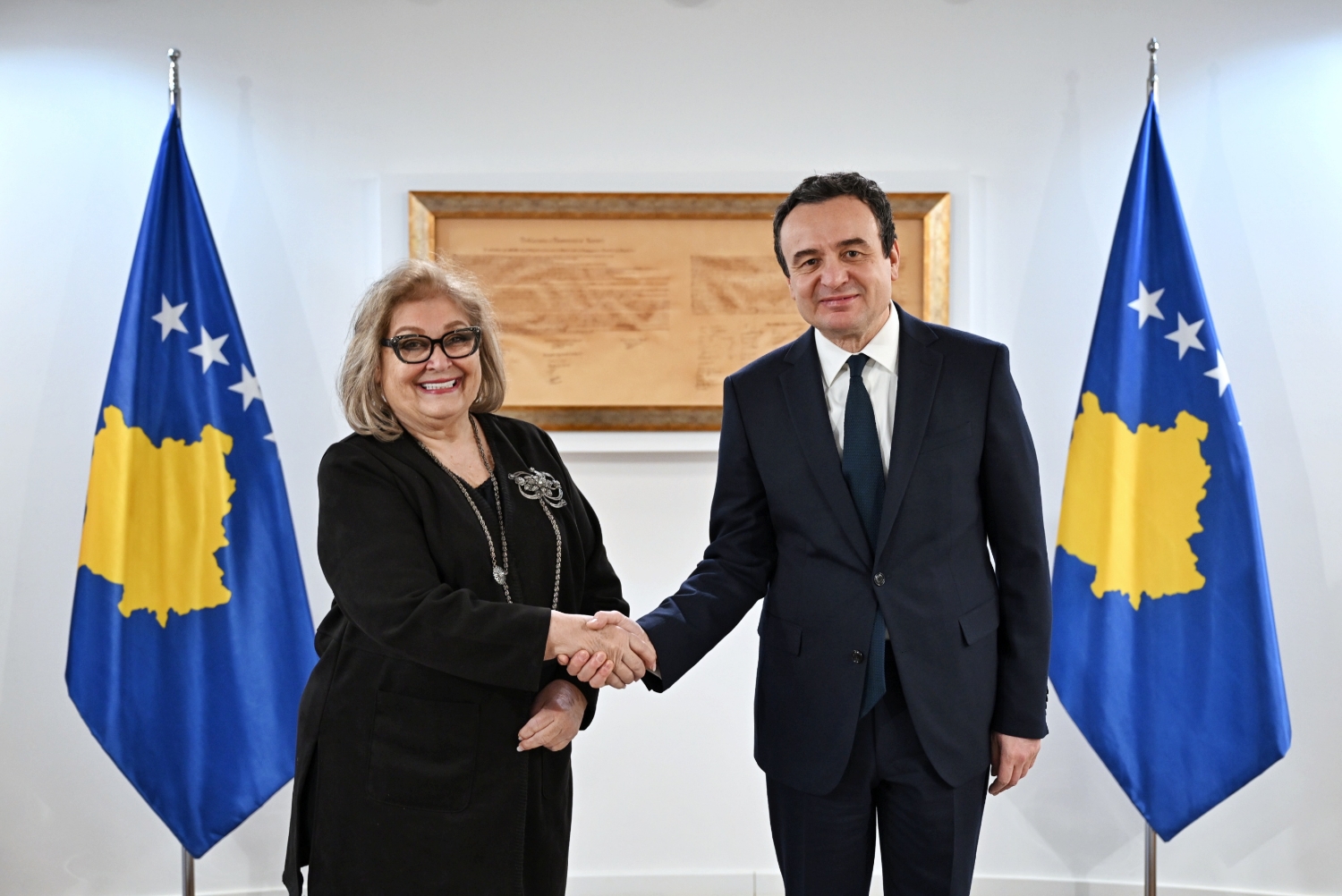 Kosova'nın Yeni Cumhurbaşkanı Justina Shiroka Pula Oldu