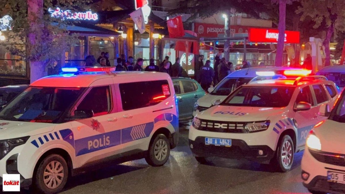 Limasol'da Bıçaklı Saldırı: 19 Yaşındaki Genç Yaralandı